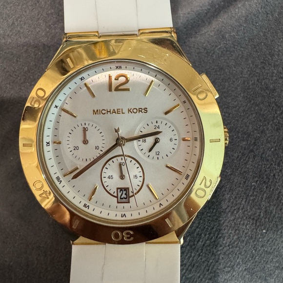 Michael Kors Gold and White Watch - Picture 2 of 6